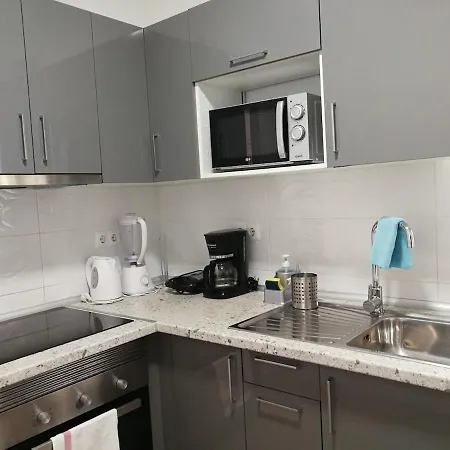 Moderno Y Confortable En El Centro Apartamento